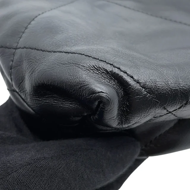 Chanel CHANEL22 BlackAS3980 Shiny Calf Leather Size Mini in Calfskin from GALLERY RARE, photo 9 of 17