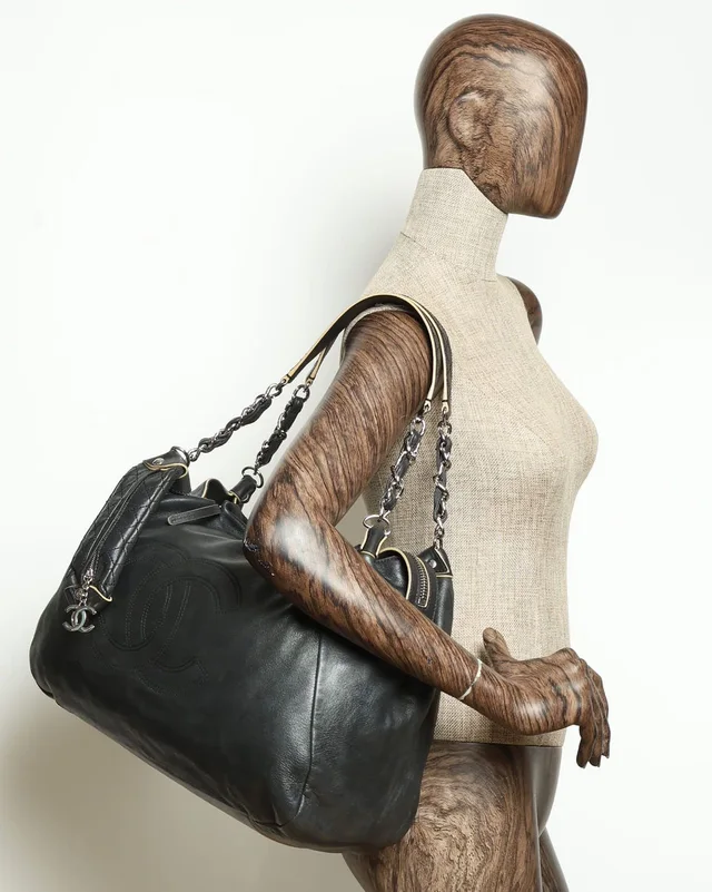 Chanel CC Hobo Bag in Leather from A Retro Tale, photo 10 of 10