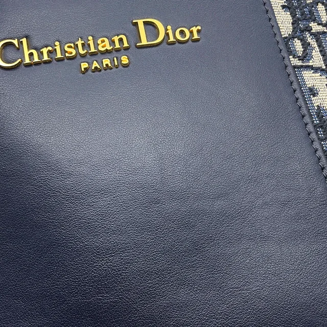 Dior Oblique Signature Bucket Bag NavyM2840UTZQ_M928 Canvas Leather Size Small in Canvas from GALLERY RARE, photo 7 of 17