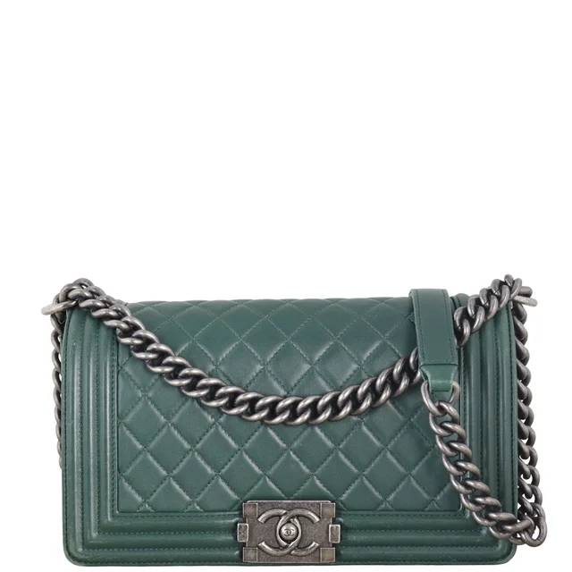 Chanel Boy Old Medium in Leather from Luxe.It.Fwd