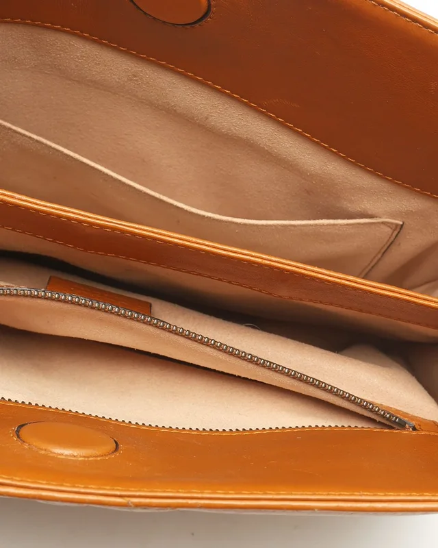 Gucci GG Marmont Accordion Shoulder Bag in Leather from A Retro Tale, photo 12 of 15