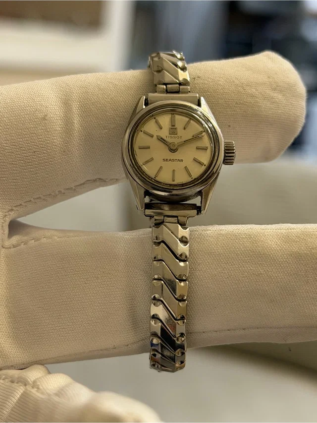 Tissot Vintage Seastar Women's Watch 17j Manual Wind Cal 715 Swiss Made in silver|gray from Poshmark
