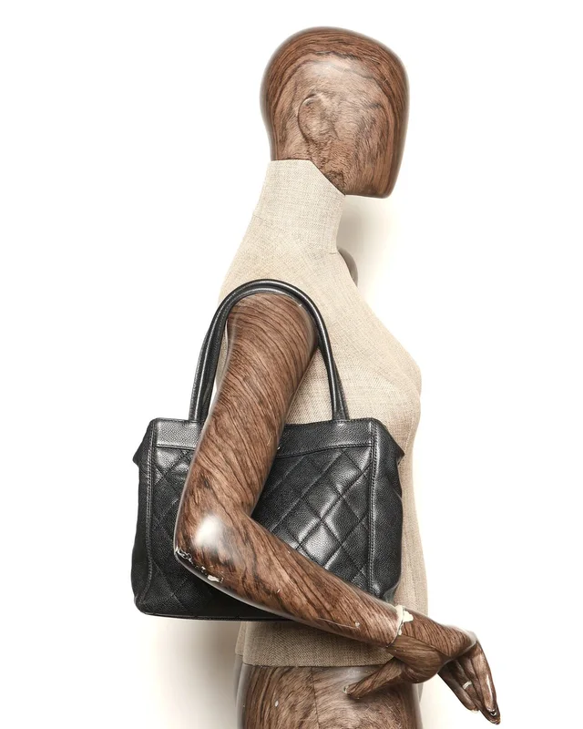 Chanel CC Caviar Tote Bag in Caviar leather from A Retro Tale, photo 8 of 8