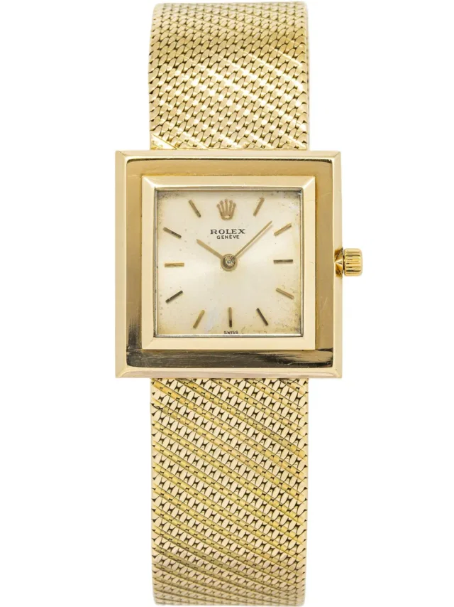 Rolex pre-owned Genève 26mm - men - glass/18kt Yellow Gold - One Size - Neutrals in Yellow from Farfetch