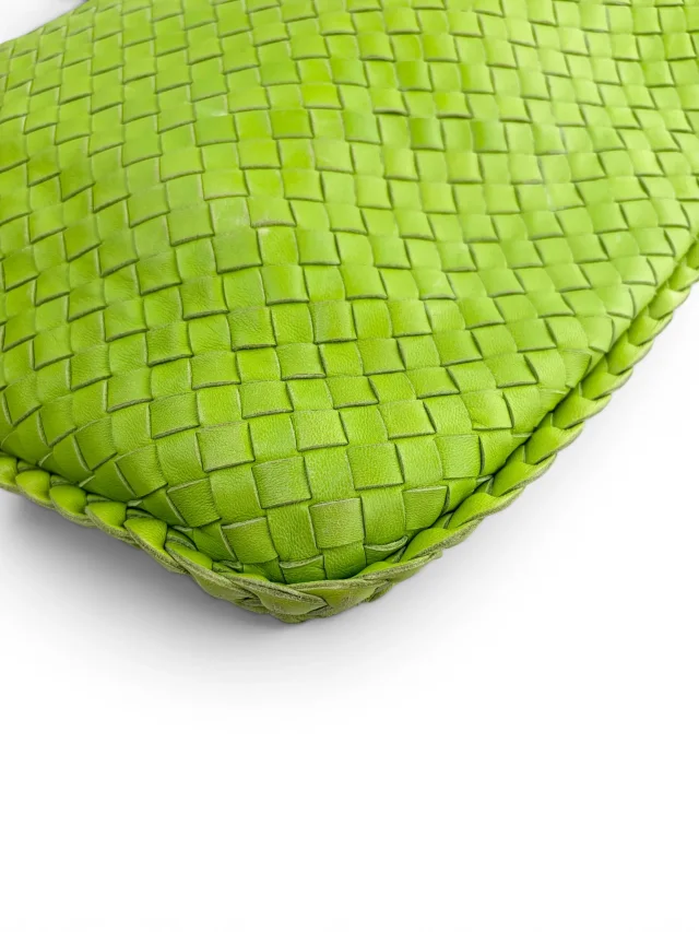 Bottega Veneta Vintage Intrecciato Large Hobo in Green Woven leather from Season 2 Consign, photo 7 of 9