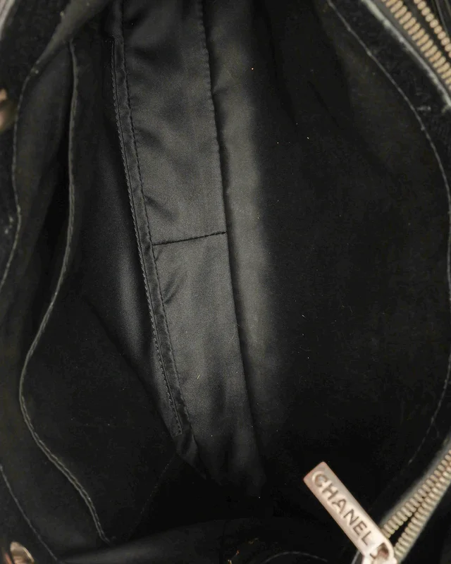 Chanel Caviar GST Grand Shopping Tote Bag in Caviar leather from A Retro Tale, photo 11 of 14