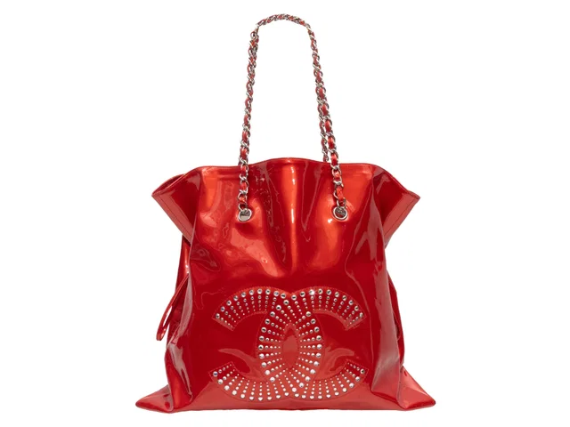 Red Chanel Patent Bon Tote Bag in Red Patent leather from Designer Revival