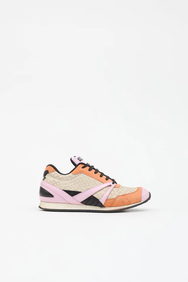 Balenciaga 2012 Embossed Low Top Sneaker in Patent leather from VSP Consignment