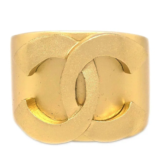 Chanel Ring Gold 01C in Gold from AMORE Vintage Tokyo