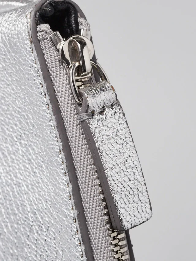 Balenciaga Silver Metallic Leather Everyday Zip Pouch in Silver Leather from Yoogis, photo 6 of 11