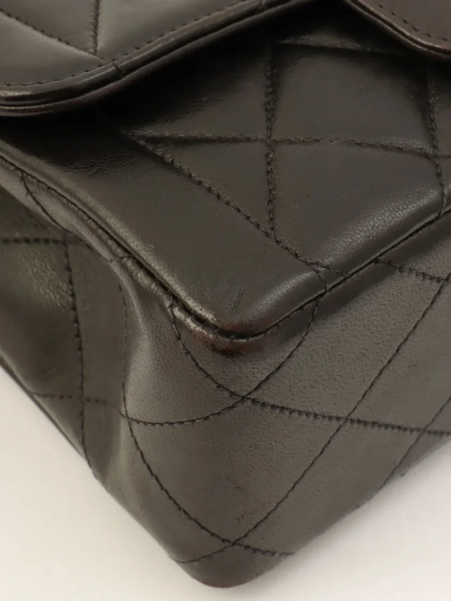 Chanel CC turn-lock chain bag, circa 1995, black in Black Lambskin from VINTAGE QOO TOKYO, photo 8 of 14