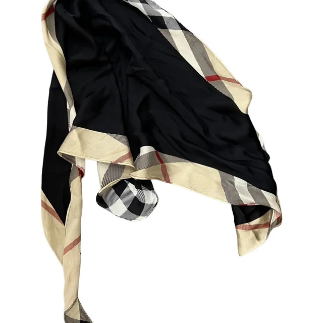 Burberry Triangle 100% Silk Scarf in 100% Silk from Reowned, photo 4 of 5