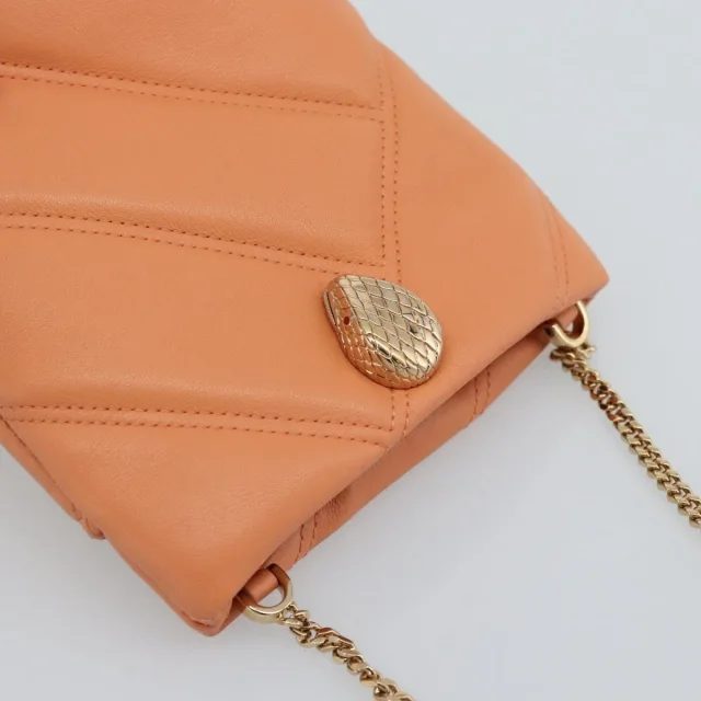 Bvlgari Serpenti Cabochon Phone Holder on Chain Diagonal Quilted Leather in Leather from Her-Age, photo 37 of 42