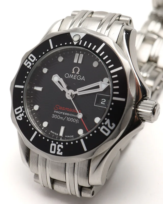 Omega Lady-Seamaster 300M 29mm ca 2015 Watch from A Retro Tale, photo 2 of 2