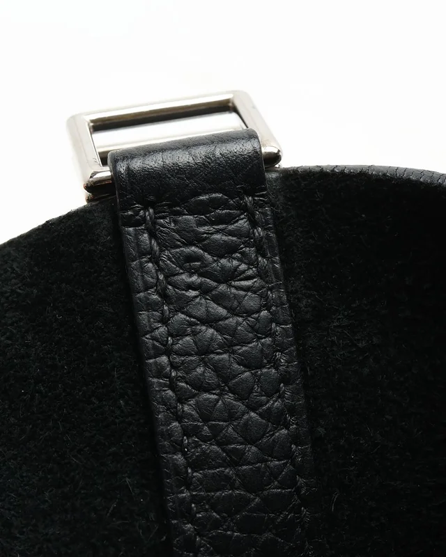 Hermès Clemence Picotin Lock 22 Bag in Clemence leather from A Retro Tale, photo 7 of 8