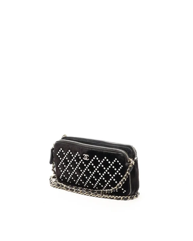 Chanel Velvet Pearl Double Zip Wallet On Chain Bag in Velvet from A Retro Tale, photo 2 of 13