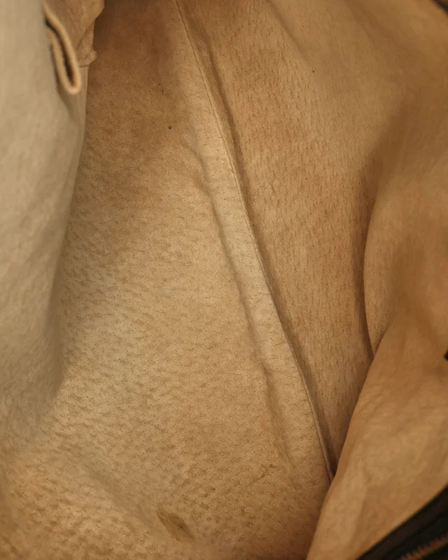 Bottega Veneta Medium Intrecciato Hobo Bag in Woven leather from A Retro Tale, photo 6 of 7