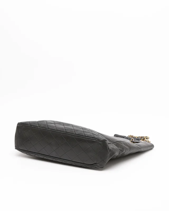 Chanel CC Matelassé Chain Tote Bag in Leather from A Retro Tale, photo 5 of 10