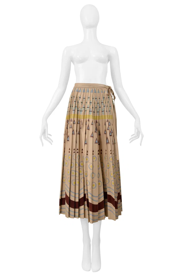 Valentino Garavani Brown Leather Skirt With Painted Geometric Print And Appliques 2016 in Brown Leather from Resurrection Vintage