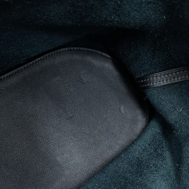 Hermès in-the-loop Tote Bag Black Taurillon Clemence Swift Leather Size 23 in Black Clemence leather from GALLERY RARE, photo 16 of 18