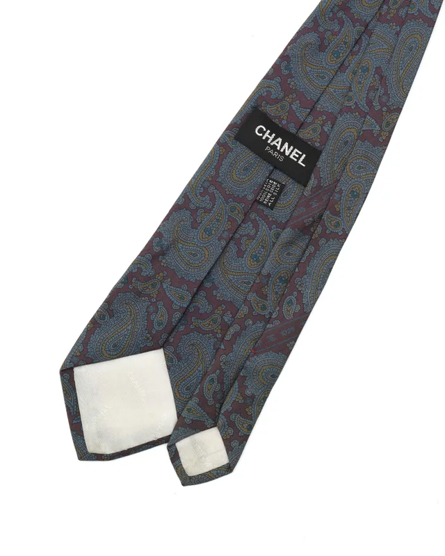 Chanel Silk Tie in Silk from A Retro Tale, photo 3 of 3