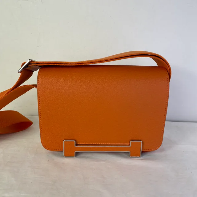 Hermès Geta Bag in Orange Mysore goatskin (chèvre)leather from Reowned, photo 4 of 4