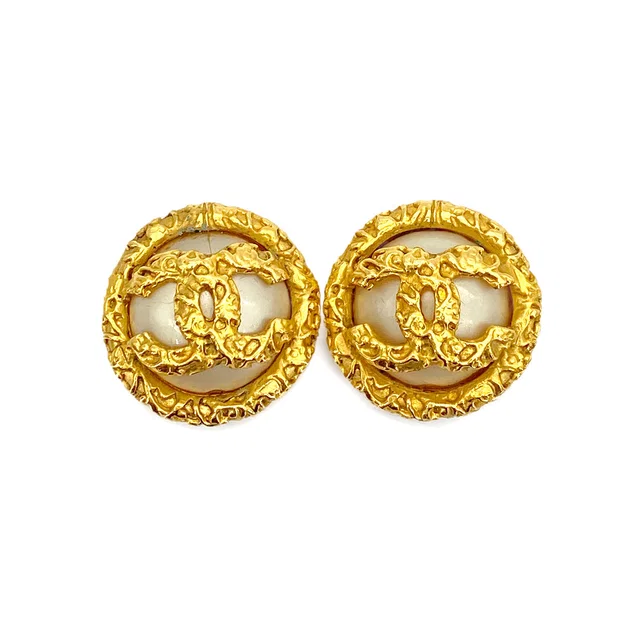Chanel Vintage Earrings Cocomark Round Accessory 93A from Luxury Promise