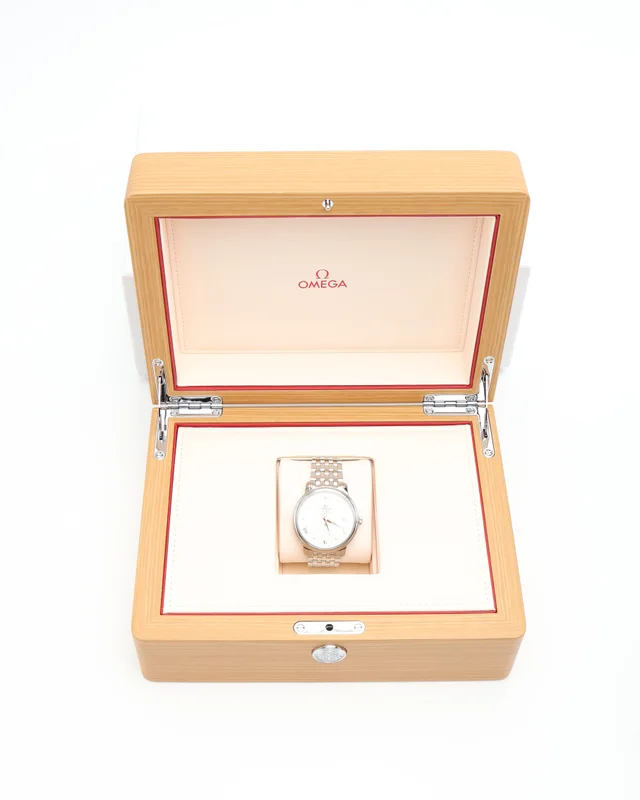 Omega De Ville Prestige 40mm 2024 Full Set Watch from A Retro Tale, photo 2 of 2