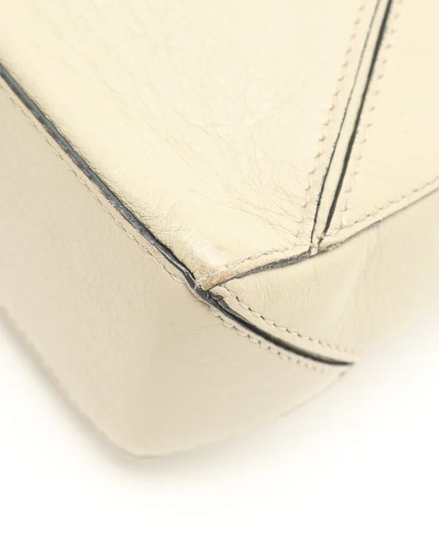 Loewe Puzzle Shoulder Bag in Leather from A Retro Tale, photo 6 of 9