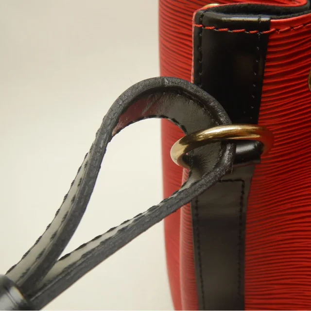 Louis Vuitton Petit Noe Epi Leather Shoulder Bag in Red Leather from LuxUness, photo 8 of 8