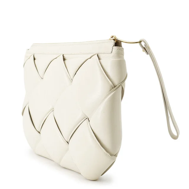 Bottega Veneta Maxi INTRECCIATO Leather Clutch Bag Beige Leather in Beige Woven leather from GALLERY RARE, photo 2 of 2