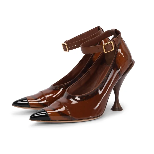 Burberry Patent Evan Pointed Toe Pumps 39 in Burnished Brown Patent leather from Blue Spinach