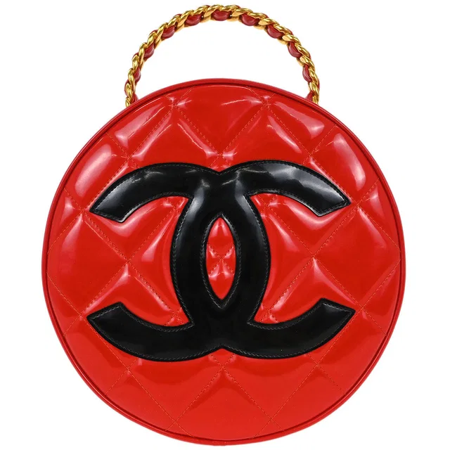 Chanel 1994-1996 Red Patent Round Vanity Handbag in Red Patent leather from AMORE Vintage Tokyo