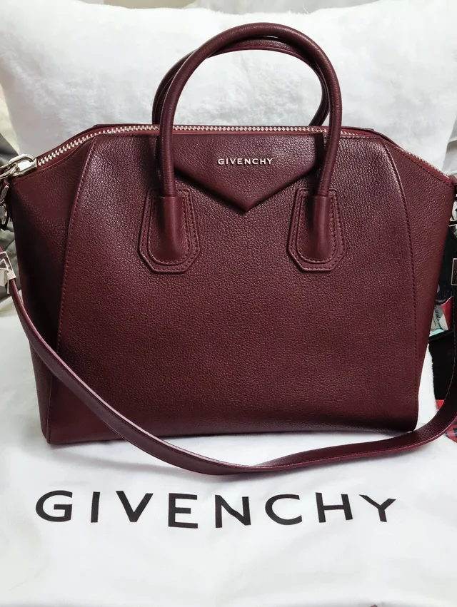 Givenchy Sugar Goatskin Medium Antigona in red Goatskin from Poshmark