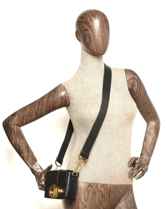 Dior 30 Montaigne Bag in Leather from A Retro Tale, photo 9 of 9