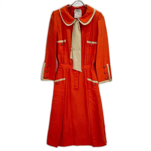 Chanel Vintage 100% Silk Bow Tie Dress 38 in Silk from The Reluxe