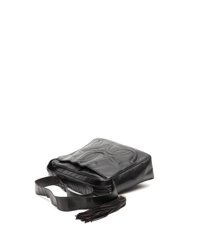Chanel Triple CC Tassel Camera Bag in Leather from A Retro Tale, photo 5 of 15