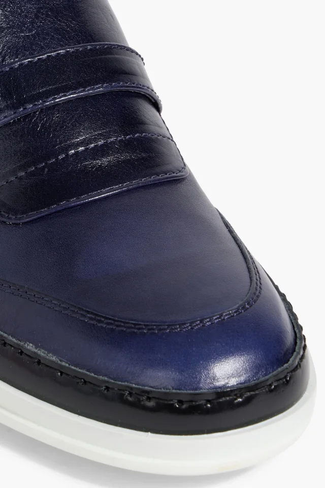Tod's Buckled Leather Loafers in Midnight blue, photo 4 of 4 from THE OUTNET