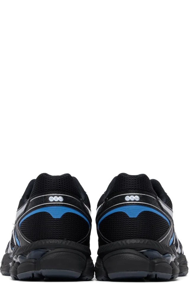 ASICS Black Gel-Cumulus 16 Sneakers, photo 2 of 4 from SSENSE