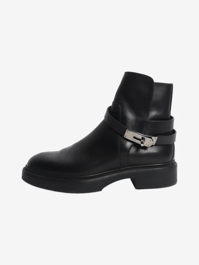 Hermès Black Jeff ankle boots - size EU 37.5 in Black Calfskin from Sign of the Times