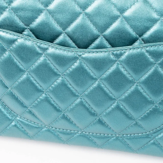 Chanel Metallic Turquoise Large 2.55 Reissue Bag in Blue from Labellov, photo 8 of 9