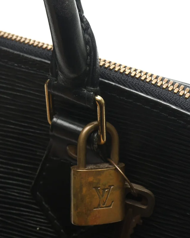 Louis Vuitton Epi Alma PM Bag in Leather from A Retro Tale, photo 9 of 13