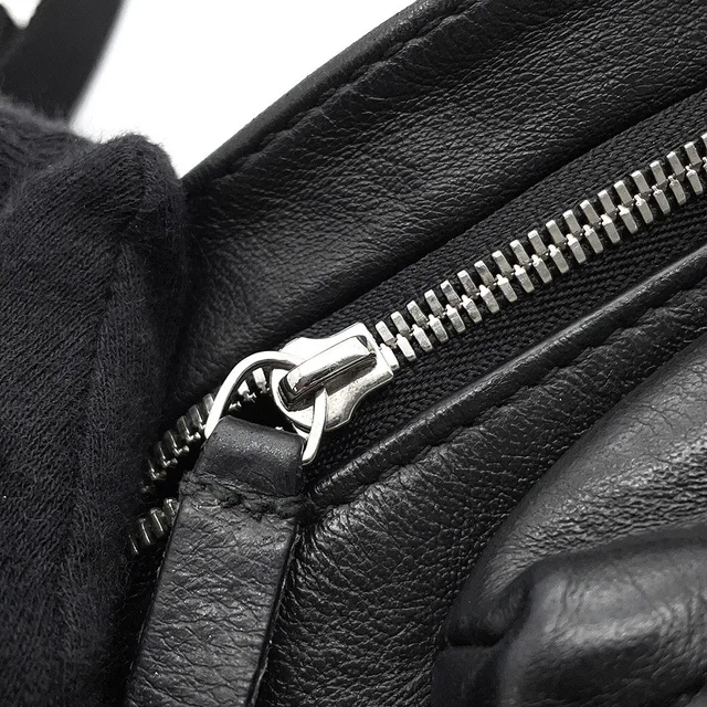 Balenciaga Everyday Waist Bag Black579617 Leather in Leather from GALLERY RARE, photo 13 of 17