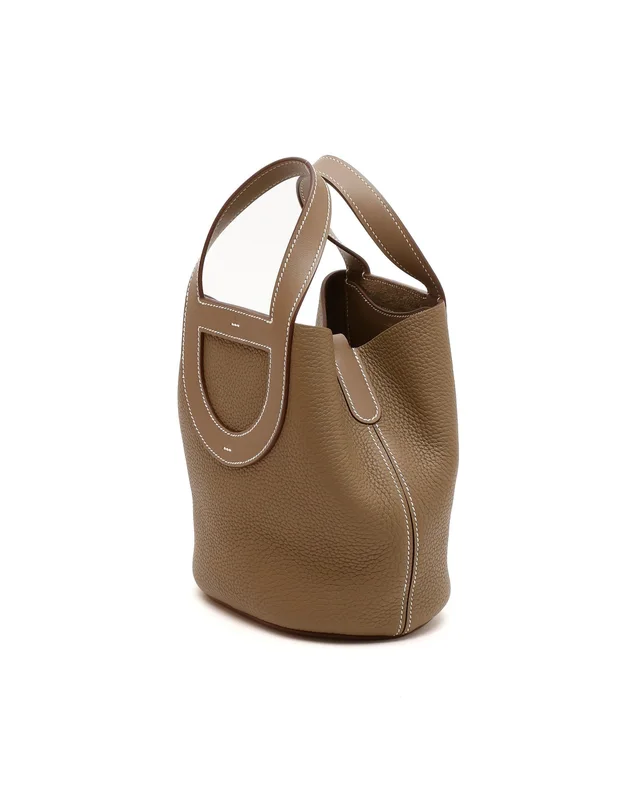 Hermès In-the-Loop 18 Bag in Caviar leather from A Retro Tale, photo 2 of 8