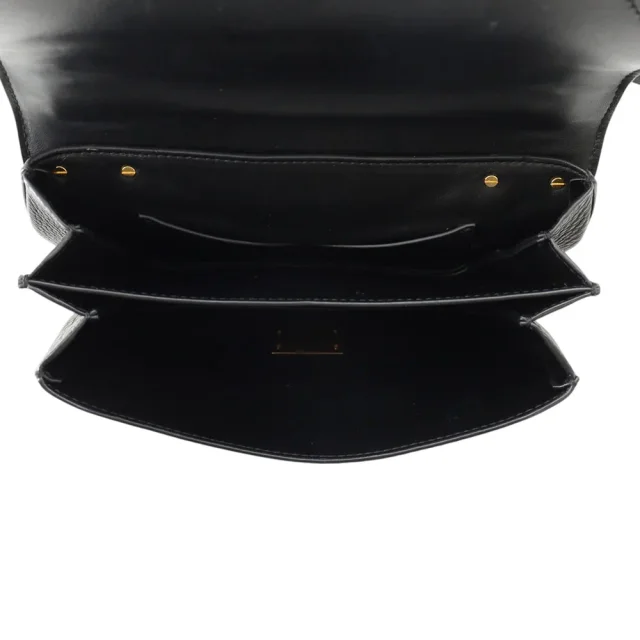 Bottega Veneta Mount Envelope Shoulder Bag Black Leather in Black Leather from GALLERY RARE, photo 7 of 18