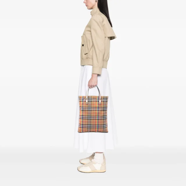 Beige Burberry House Check Canvas Rainbow Tote in Beige Canvas from Designer Revival, photo 6 of 6