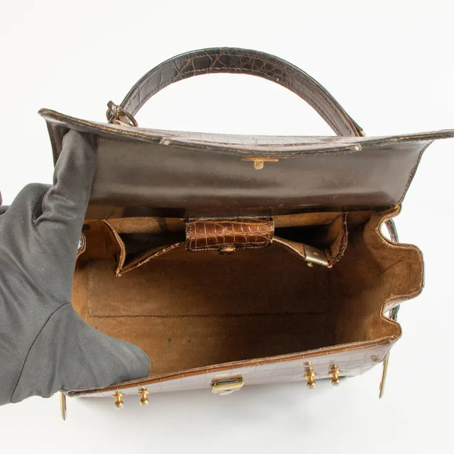 Delvaux Vintage Brown Shiny Crocodile Tempête PM Bag in Brown Crocodile from Labellov, photo 6 of 9