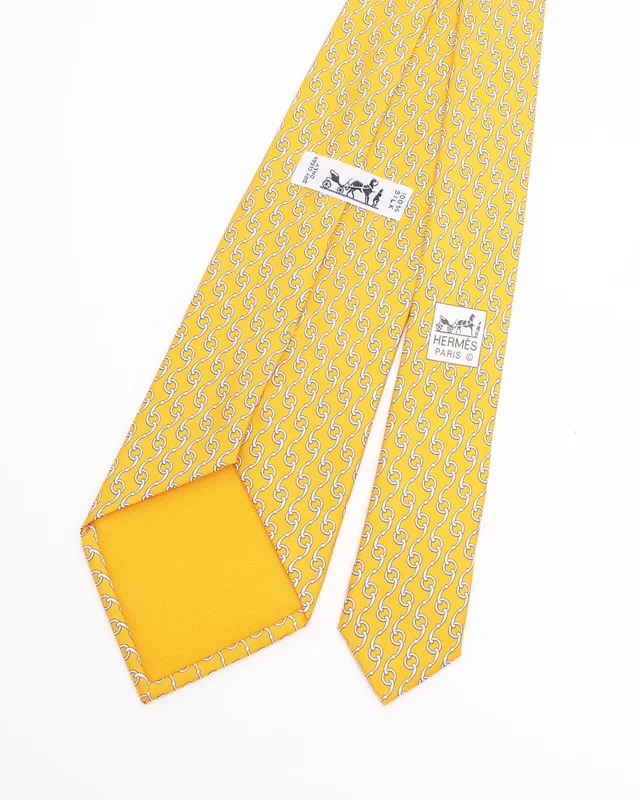 Hermès Silk Tie in Silk from A Retro Tale, photo 3 of 4