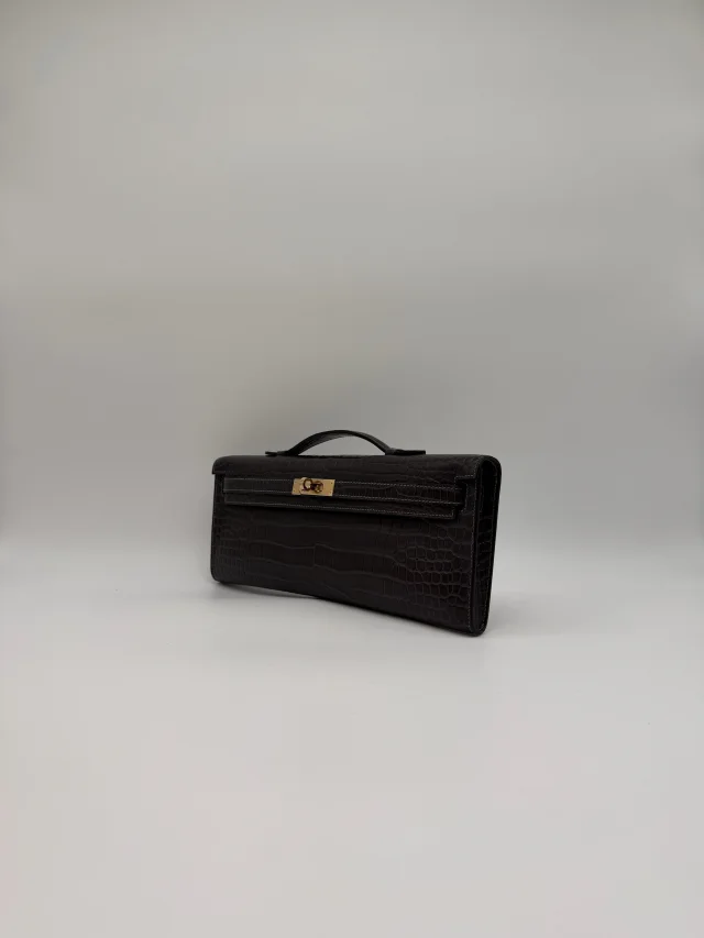 Hermès Kelly Cut Graphite Matt Porosus Permabrass Hardware in Grey Leather from Luxury Promise, photo 7 of 11
