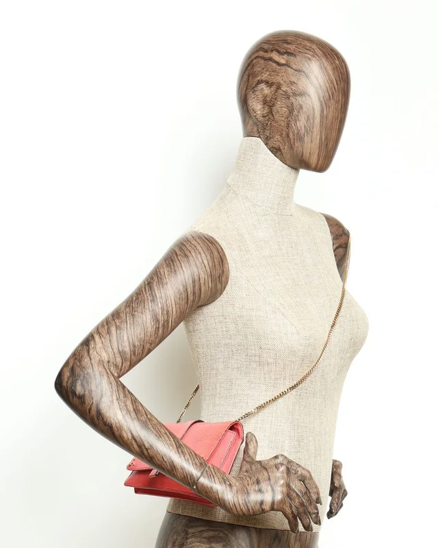 Chloé Paddington Crossbody Bag in Caviar leather from A Retro Tale, photo 8 of 11